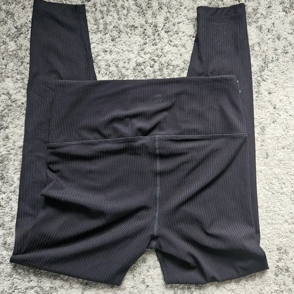 All In Motion Leggings - Picture 6 of 14